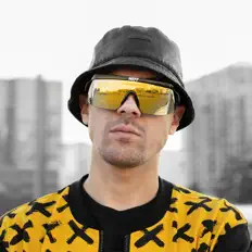 收听 Magique、观看音乐视频、阅读小传、查看巡演日期等 ！