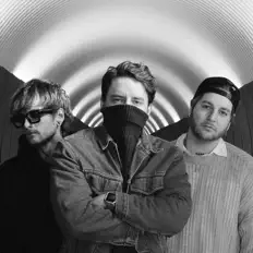 Listen to Normandie, watch music videos, read bio, see tour dates & more!