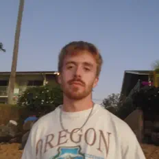 Sam Clementを聴いたり、ミュージックビデオを鑑賞したり、経歴やツアー日程などを確認したりしましょう！