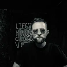 Hör dir TURN iT UP-PAUL an, schau dir Musikvideos an, lies die Biografie, finde Tourdaten und mehr!