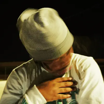 Listen to Carthy London, watch music videos, read bio, see tour dates & more!