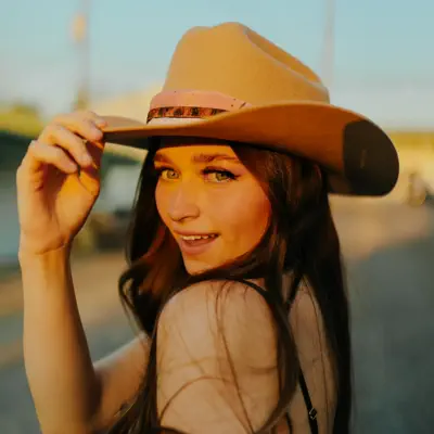 Listen to Gracie Carol, watch music videos, read bio, see tour dates & more!