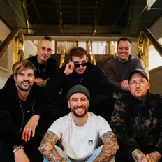 Electric Callboyを聴いたり、ミュージックビデオを鑑賞したり、経歴やツアー日程などを確認したりしましょう！