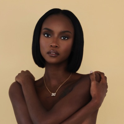 Listen to Ebony Riley, watch music videos, read bio, see tour dates & more!