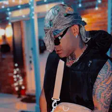 收听 Yasma、观看音乐视频、阅读小传、查看巡演日期等 ！