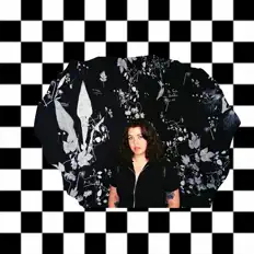 Posłuchaj wykonawcy LYYX, obejrzyj teledyski, przeczytaj biografię, zobacz daty tras koncertowych i nie tylko!