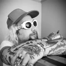 Listen to Mihali, watch music videos, read bio, see tour dates & more!