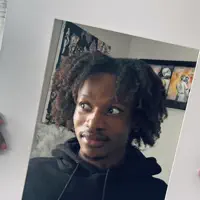 Hör dir undefined an, schau dir Musikvideos an, lies die Biografie, finde Tourdaten und mehr!