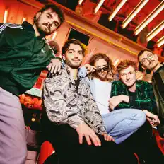 收听 Empty Head、观看音乐视频、阅读小传、查看巡演日期等 ！