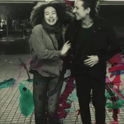 Listen to Quase-ilha, watch music videos, read bio, see tour dates & more!