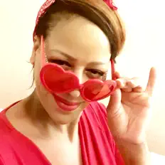 Ouça Vonny & Clyde, assista a videoclipes, leia a biografia, veja as datas das turnês e mais!