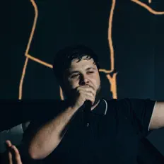 Listen to Dav, watch music videos, read bio, see tour dates & more!