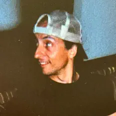 Dengarkan Adam Wendler, tonton video musik, baca bio, lihat tanggal tur & lainnya!