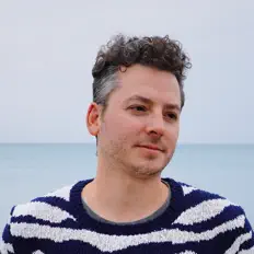 收听 Ian Hultquist、观看音乐视频、阅读小传、查看巡演日期等 ！