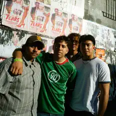 聆聽 The Sols、觀看音樂影片、閱讀小傳、查看巡演日期等！