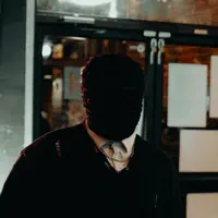 Escucha a undefined, mira vídeos musicales, lee la biografía, consulta fechas de giras y mucho más.