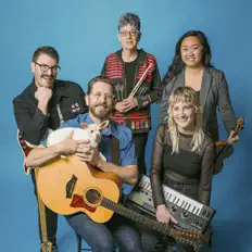 Escucha a Boxcar, mira vídeos musicales, lee la biografía, consulta fechas de giras y mucho más.