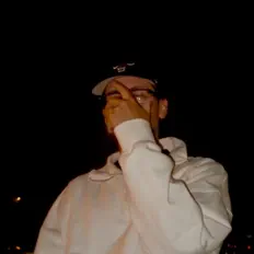 收听 vulera*、观看音乐视频、阅读小传、查看巡演日期等 ！