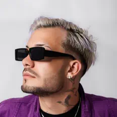 Ouve Freddy Flores, vê vídeos de música, lê a biografia, vê as datas da digressão e muito mais!