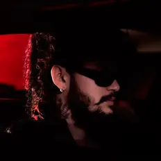 收听 SUMMI RANA、观看音乐视频、阅读小传、查看巡演日期等 ！