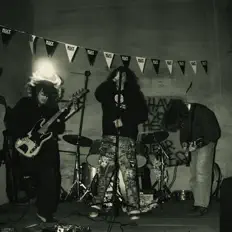 Escucha a Ran-Over, mira videos musicales, lee su biografía, consulta las fechas de las gira y más.