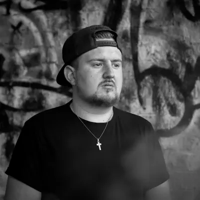 Listen to Mike Reevey, watch music videos, read bio, see tour dates & more!