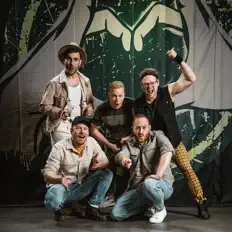 Listen to Fäaschtbänkler, watch music videos, read bio, see tour dates & more!