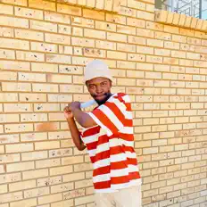 L E K A N Iを聴いたり、ミュージックビデオを鑑賞したり、経歴やツアー日程などを確認したりしましょう！