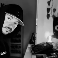 Diggin' Soundを聴いたり、ミュージックビデオを鑑賞したり、経歴やツアー日程などを確認したりしましょう！