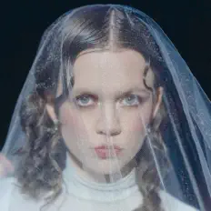 Maud: песни, клипы, биография, даты выступлений и многое другое.