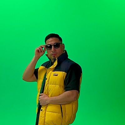 Listen to DeLaJotaCortes, watch music videos, read bio, see tour dates & more!