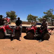 Ascolta Cook&Jango, guarda video musicali, leggi la biografia, vedi le date del tour & altro!