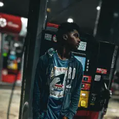 DD GLACIER dinle, müzik videolarını izle, biyografisini oku, tur tarihlerini ve daha fazlasını gör!