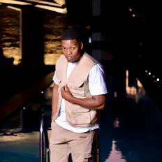 Aiisuka: песни, клипы, биография, даты выступлений и многое другое.