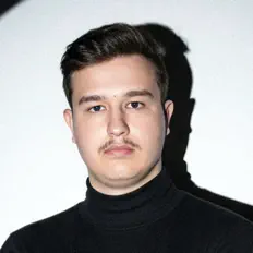 CJR dinle, müzik videolarını izle, biyografisini oku, tur tarihlerini ve daha fazlasını gör!