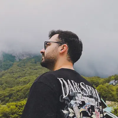 Listen to Rio Bakoo, watch music videos, read bio, see tour dates & more!