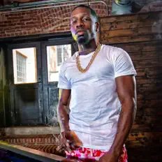 Ouve LXS Trevino, vê vídeos de música, lê a biografia, vê as datas da digressão e muito mais!