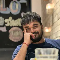 聆聽 Ritvik Muralidhar、觀看音樂影片、閱讀小傳、查看巡演日期等！