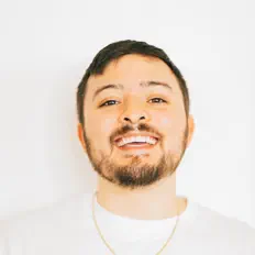 Ascolta Jake Giller, guarda video musicali, leggi la biografia, vedi le date del tour & altro!