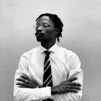 Ascolta undefined, guarda video musicali, leggi la biografia, vedi le date del tour & altro!