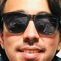 聆聽 Yunuet、觀看音樂影片、閱讀小傳、查看巡演日期等！