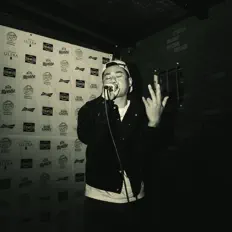 Dengarkan Draz, tonton video musik, baca bio, lihat tanggal tur & lainnya!