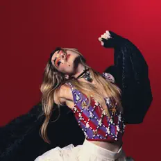 聆聽 June The Girl、觀看音樂影片、閱讀小傳、查看巡演日期等！