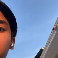 undefined을(를) 듣고, 뮤직 비디오를 보고, 약력을 읽고, 투어 일정 등을 확인하세요!