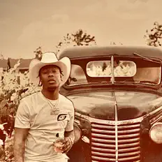 Yung Core dinle, müzik videolarını izle, biyografisini oku, tur tarihlerini ve daha fazlasını gör!