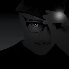 收听 FK、观看音乐视频、阅读小传、查看巡演日期等 ！