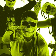 聆聽 Tropic Waste、觀看音樂影片、閱讀小傳、查看巡演日期等！