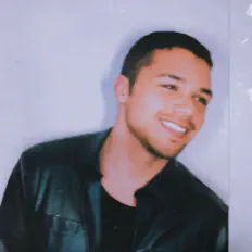 收听 Tydi Nils、观看音乐视频、阅读小传、查看巡演日期等 ！