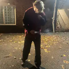 Dengarkan oh3000, tonton video musik, baca bio, lihat tanggal tur & lainnya!