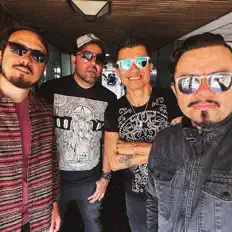 Listen to Viernes Verde, watch music videos, read bio, see tour dates & more!